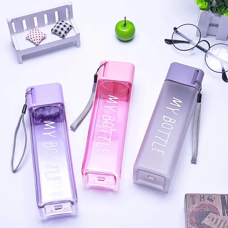 450ml、1個 クリアスクエアドリンクグラス(メイトプラス - Outdoor Sport Glass Water Bottle のレビューと価格